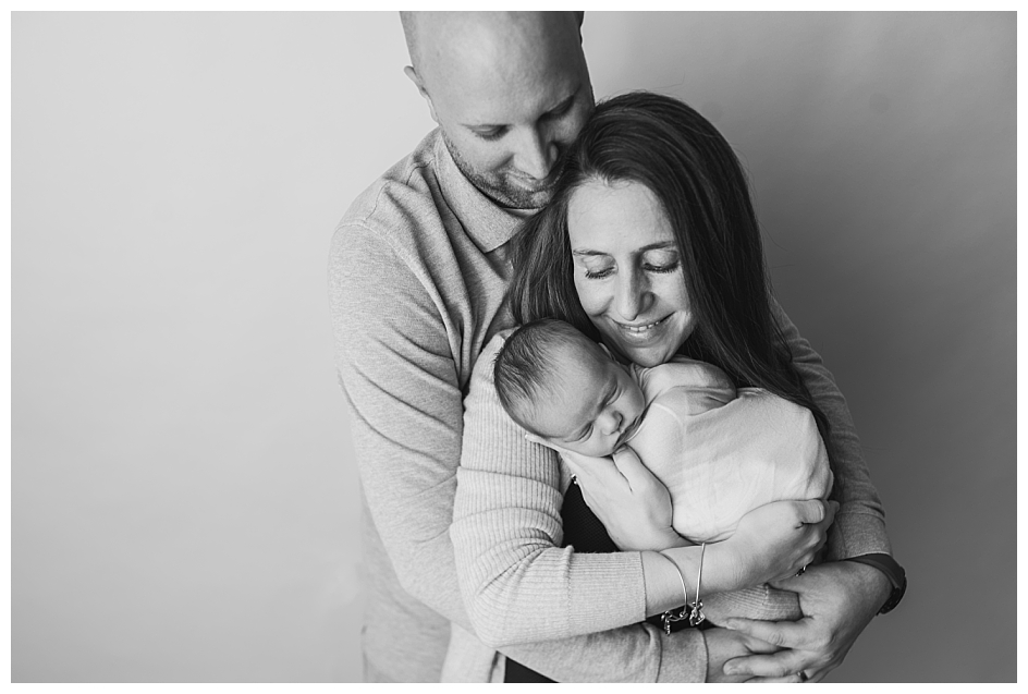 A neutral newborn session with Rachel Mummert Photography, Hanover, PA